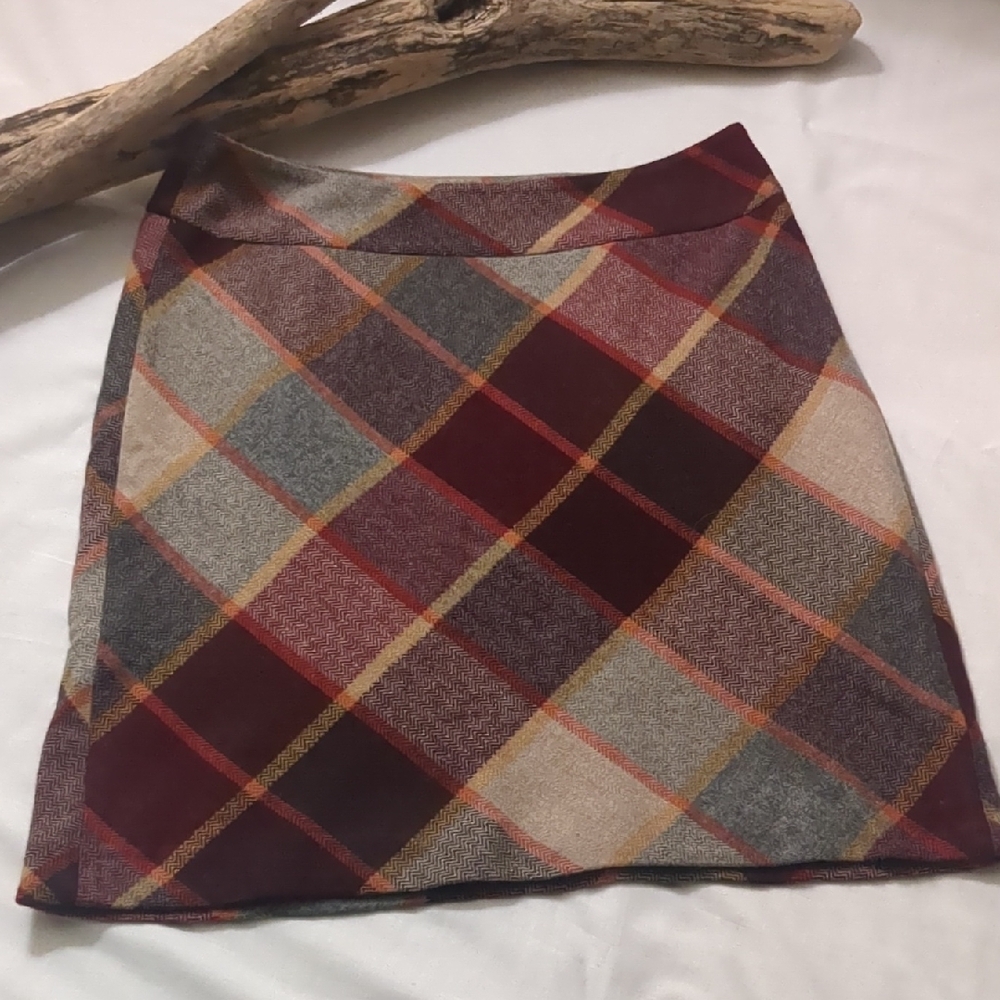 Plaid A-Line Skirt in Red and Gray